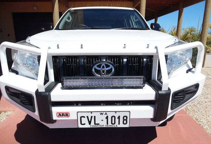 Bed & Breakfast On The Deck @ Shark Bay