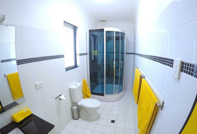 Bed & Breakfast On The Deck @ Shark Bay