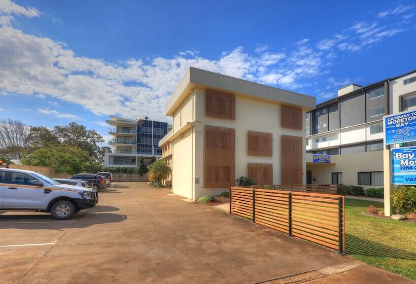 Cleveland Bay Air Motel