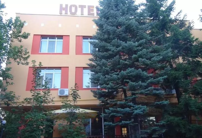 Family Hotel Familya