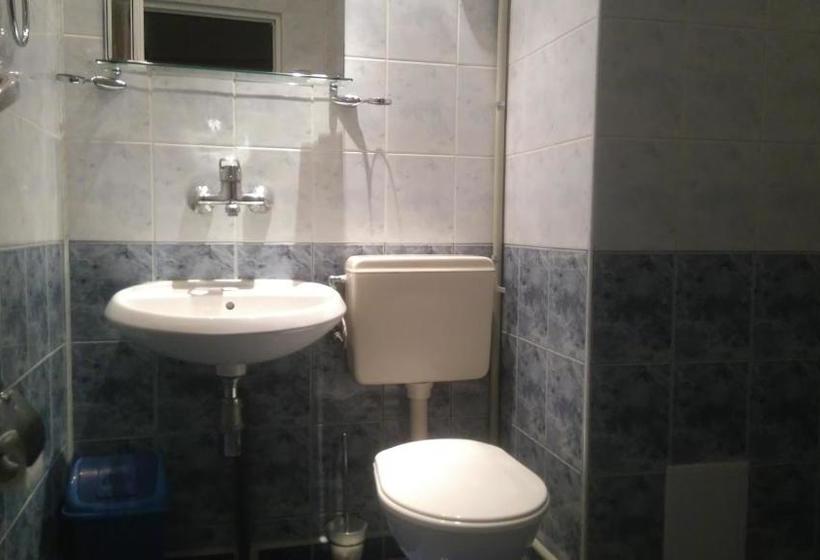 Family Hotel Familya