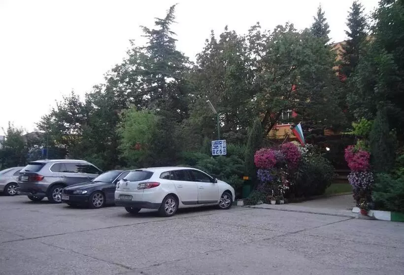 Family Hotel Familya