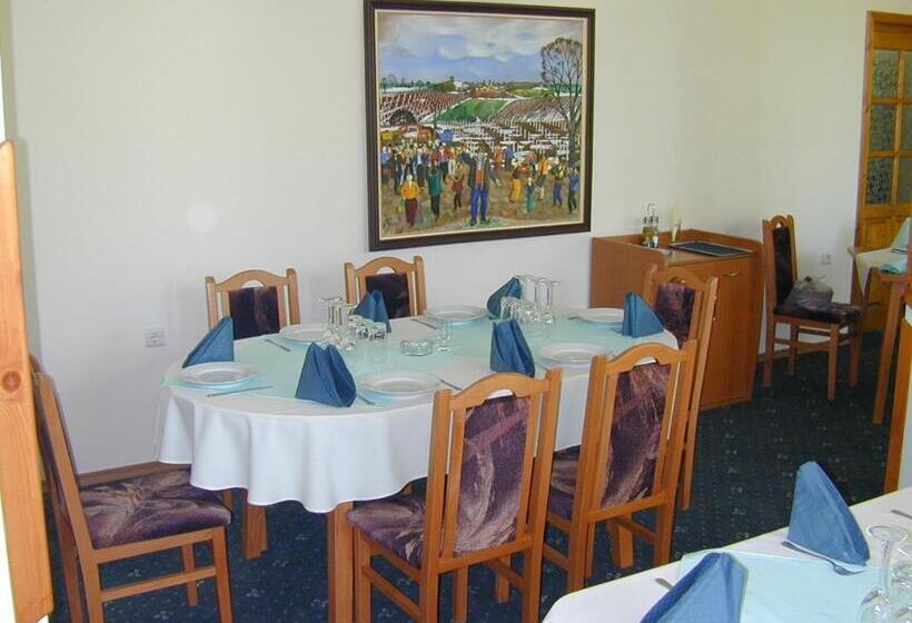 Family Hotel Familya