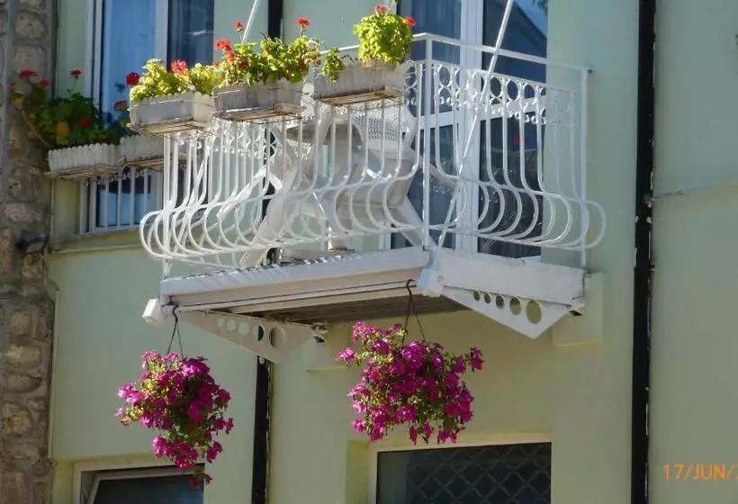 Family Hotel Magnolia