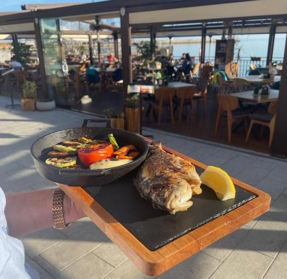 בית מלון כפרי Jupiter 1 Family