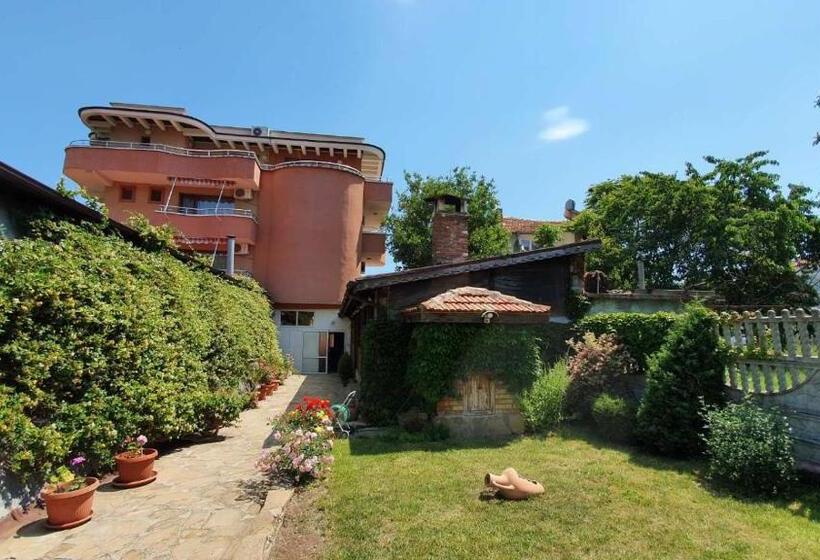 هتل Marianas Guesthouse