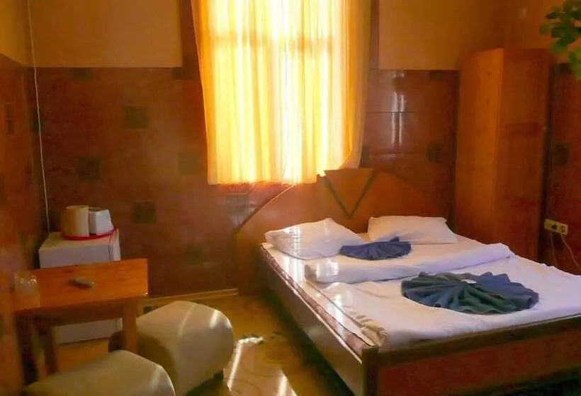 בית מלון כפרי Shans 2 Hostel
