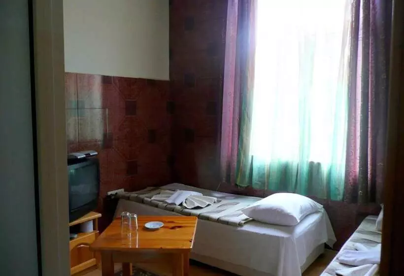 בית מלון כפרי Shans 2 Hostel