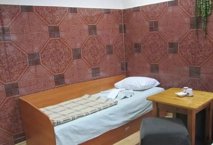 בית מלון כפרי Shans 2 Hostel
