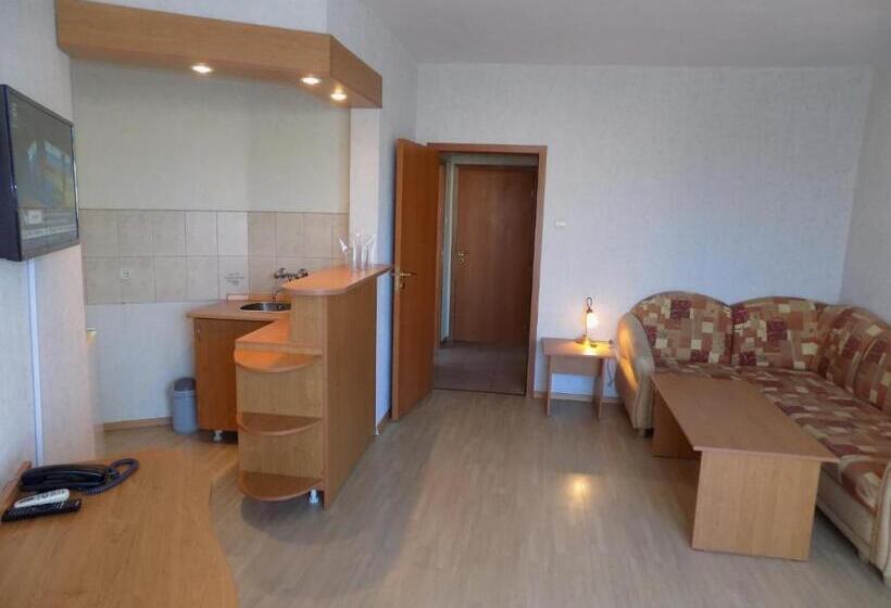 בית מלון כפרי Sirena