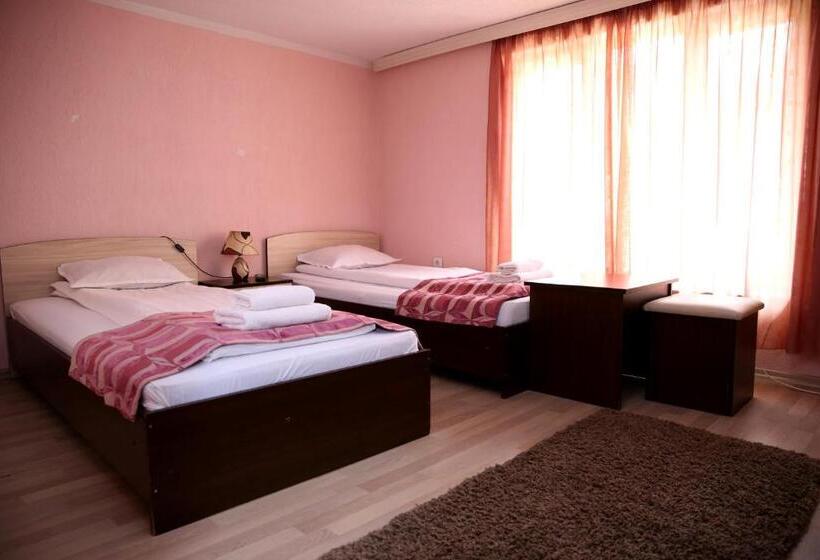 Otel St.st. Constantine And Helena