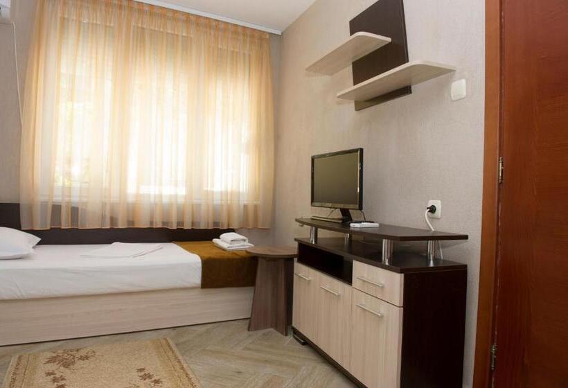 Otel St.st. Constantine And Helena