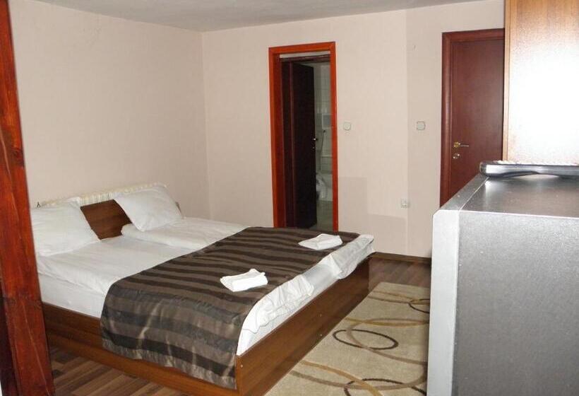 Otel St.st. Constantine And Helena