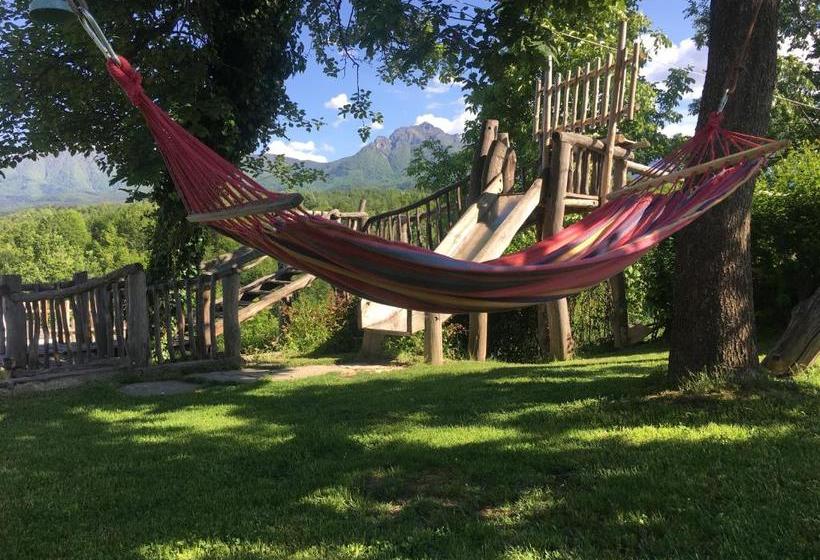 Отель Tihiat Kat