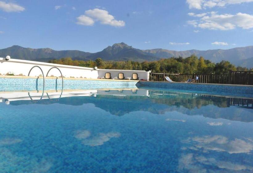 Отель Tihiat Kat