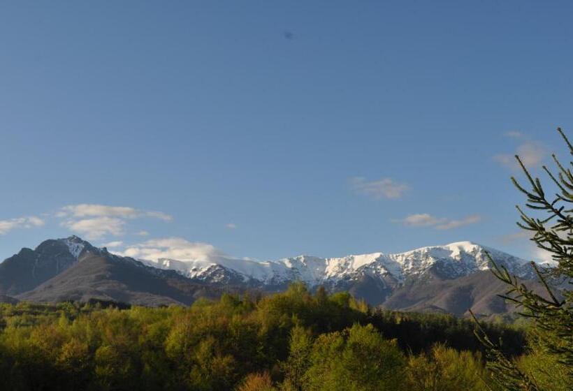 Отель Tihiat Kat