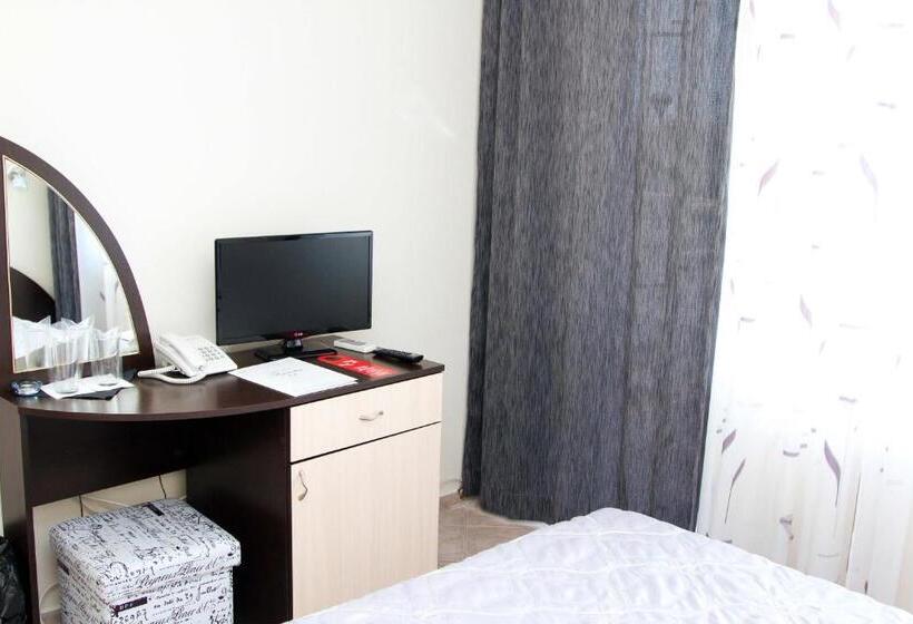 هتل Vlasta Family