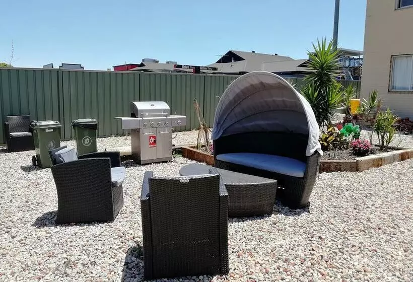 Ringtails Motel