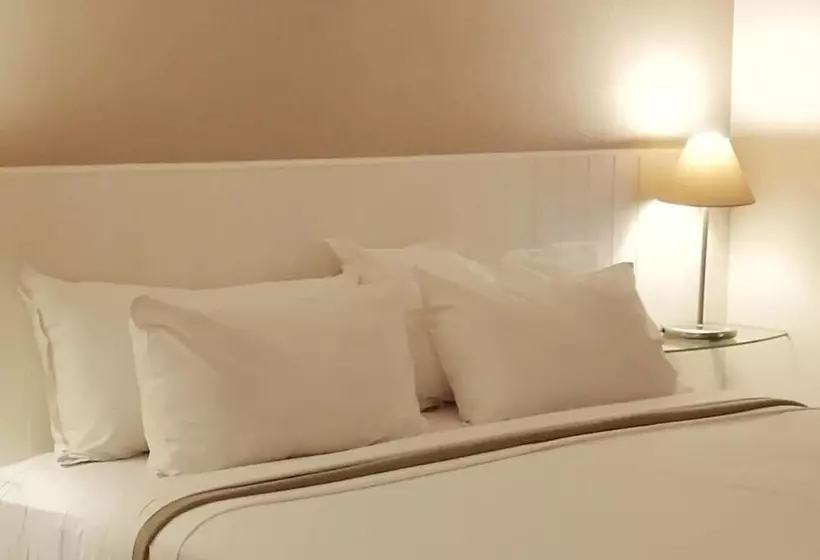 Ringtails Motel