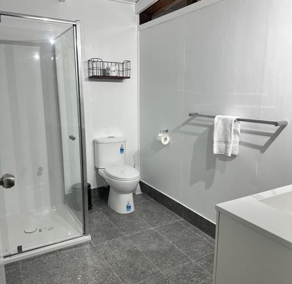 Общежитие Colonial Village Resort