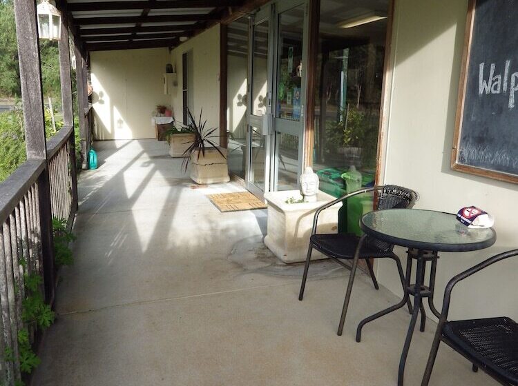 הוסטל Walpole Lodge