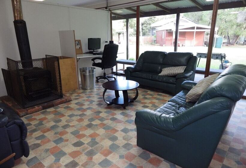 הוסטל Walpole Lodge