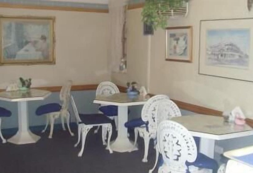 مبيت وإفطار Annies Shandon Inn