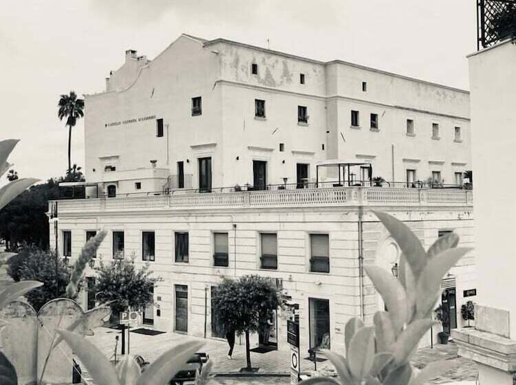 민박 Castello Castriota Scanderbeg