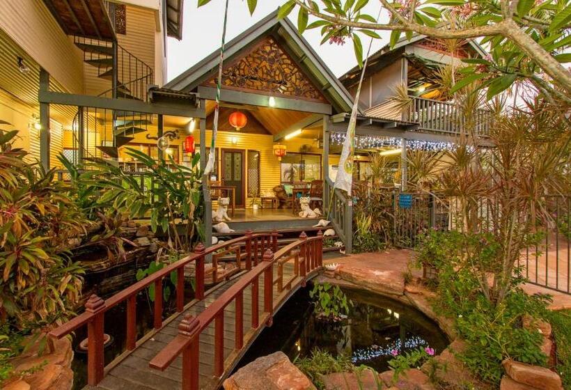 민박 Reflections Broome