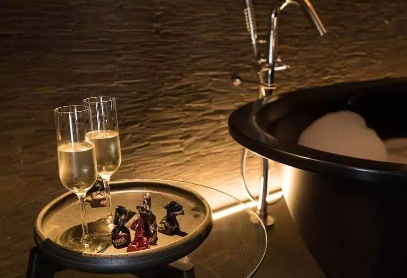 تختخواب و صبحانه Relais Bondaz