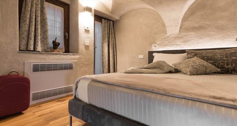 تختخواب و صبحانه Relais Bondaz