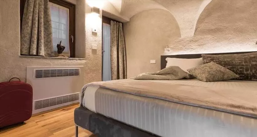 تختخواب و صبحانه Relais Bondaz