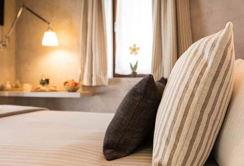 تختخواب و صبحانه Relais Bondaz