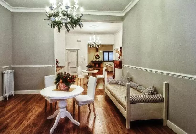 ベッドアンドブレックファースト Relais Villa Le Bianche