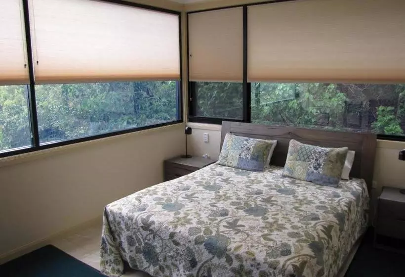 Aamiaismajoitus (B&B) Warrawong Lodge