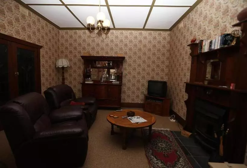 Colwyn House Bed & Breakfast & Stable Cottage