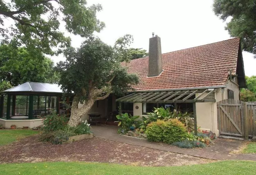 Colwyn House Bed & Breakfast & Stable Cottage
