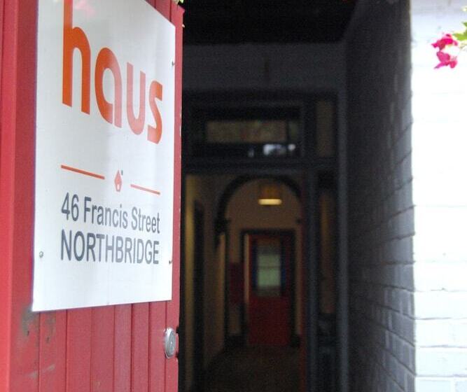 Haus Accommodation   Hostel