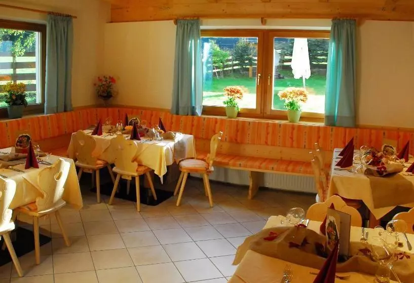 Hotelli Bergblick