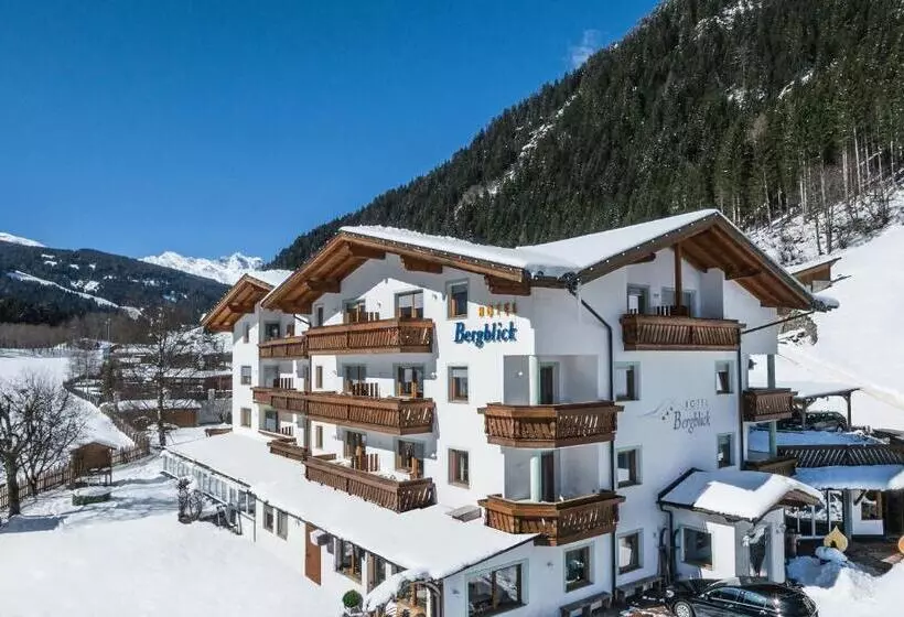 Hotelli Bergblick
