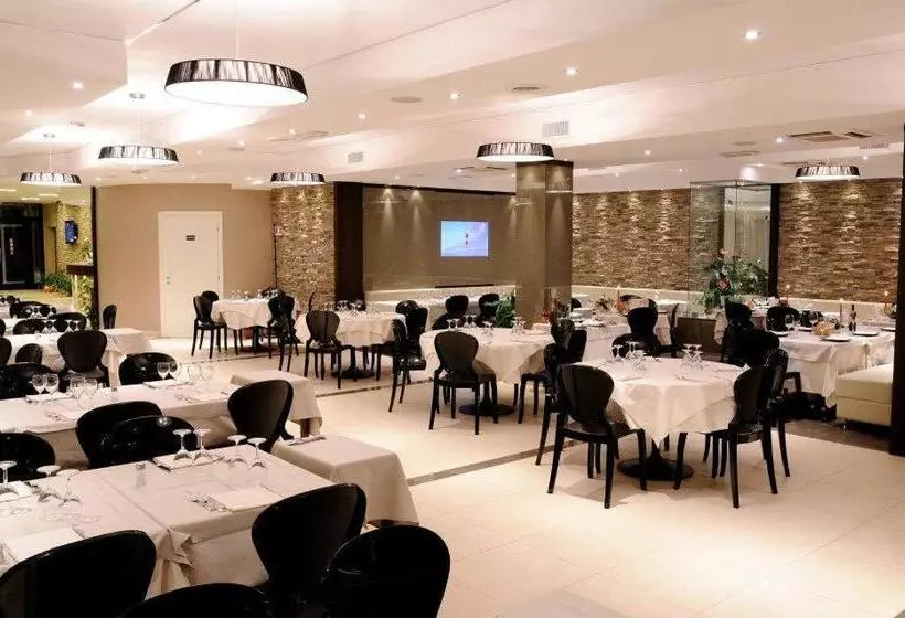 Hotelli Mirage