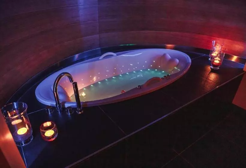 Hotelli Sayonara Nature & Wellness