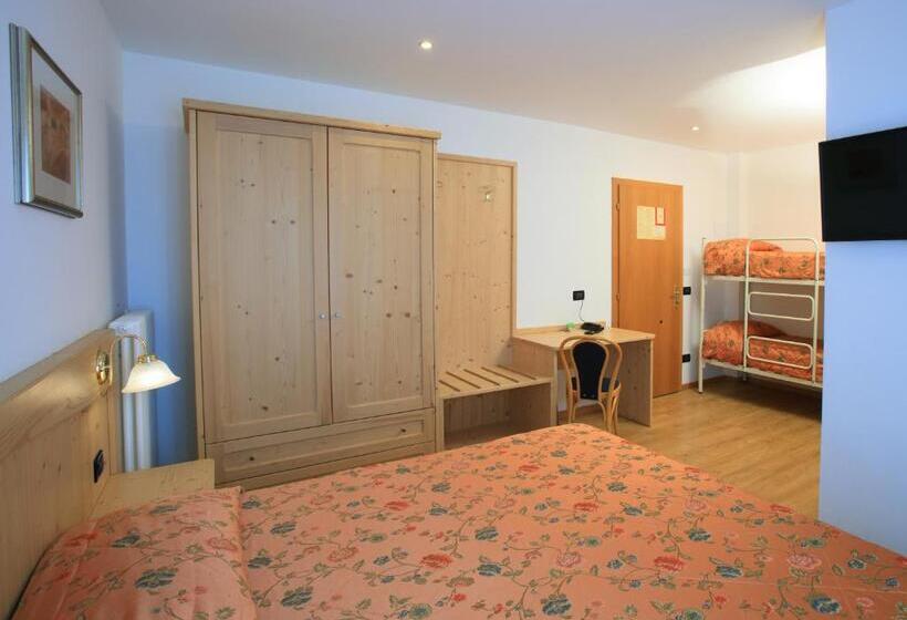 ホテル Stella Alpina