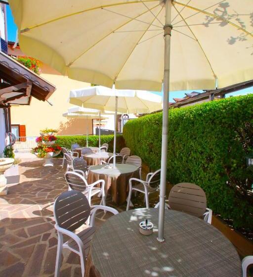 ホテル Stella Alpina