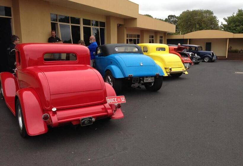 汽车旅馆  Tower Motor Inn