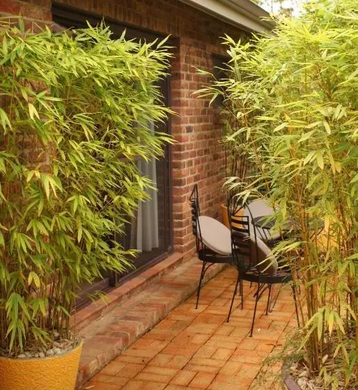 Yallambee B&b