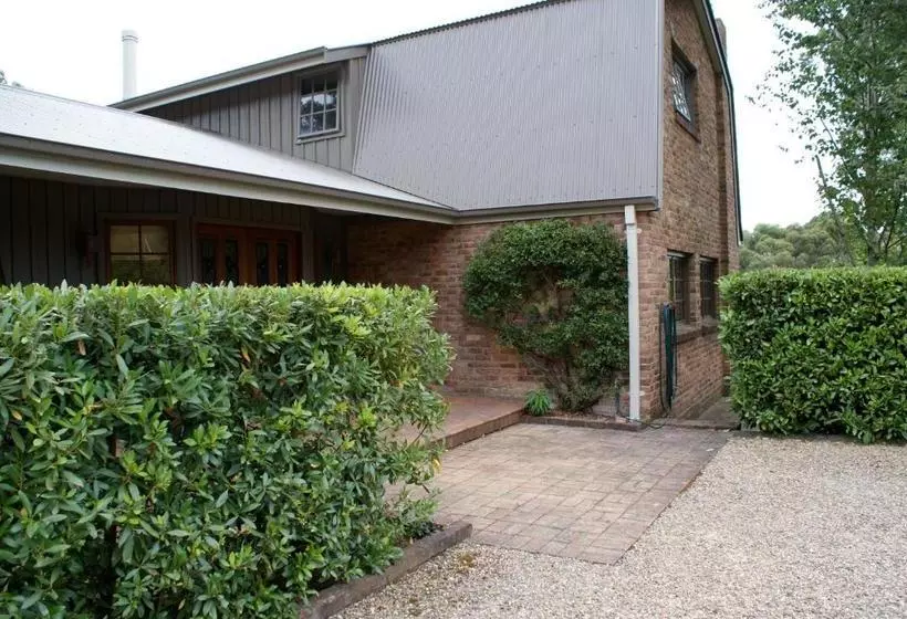 Yallambee B&b
