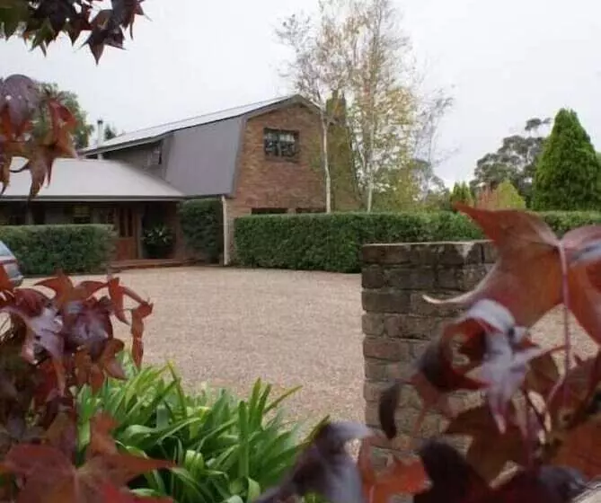 Yallambee B&b