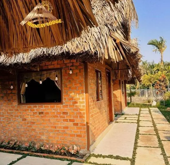 تختخواب و صبحانه Khu Du Lịch Sinh Thái Nghỉ Dưỡng Mientay Lodge