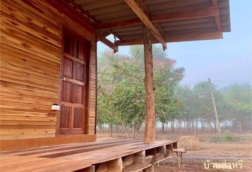 ホテル Baansahree Farmstay